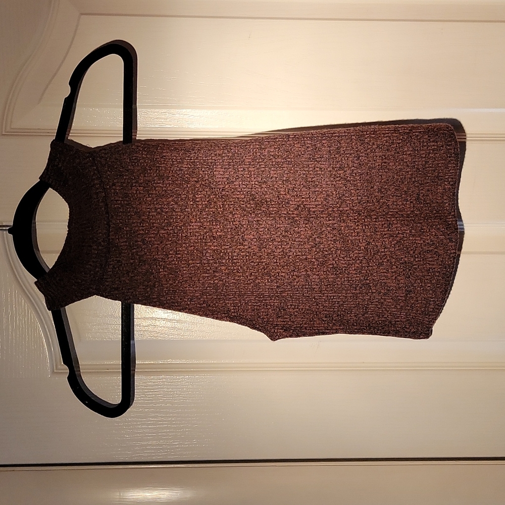 Sleeveless Brown Turtle Neck Size Small